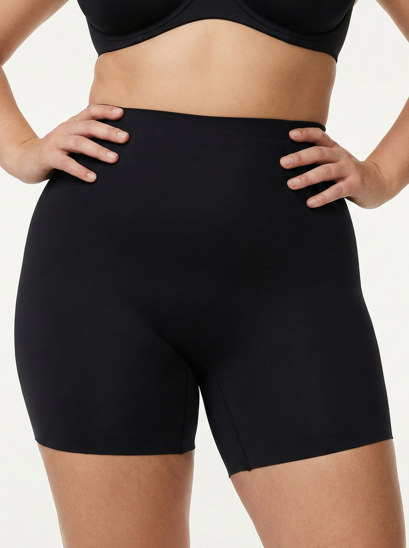 Bloom™ SmoothCurve Shaping Shorts